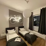 Karizma - Stylisch Design - Innenstadt - Kueche - Parkplatz - Internet Rendsborg