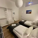 Karizma - Stylisch Design - Innenstadt - Kueche - Parkplatz - Internet * Rendsborg