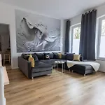 Karizma - Stylisch Design - Innenstadt - Kueche - Parkplatz - Internet Lejlighed