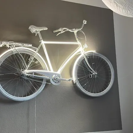Karizma - Stylisch Design - Innenstadt - Kueche - Parkplatz - Internet *